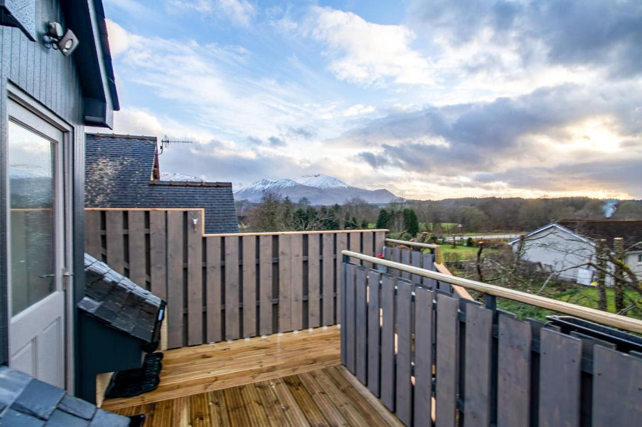 Allt Mor Rentals - Chalet With Hot Tub, And Studio Apartment No Hot Tub Roybridge Exterior photo